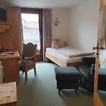 בית הארחה Gaestehaus Stefanie 3*
