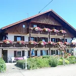 Gaestehaus Stefanie בית הארחה