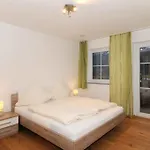 Gaestehaus Stefanie בית הארחה 3*
